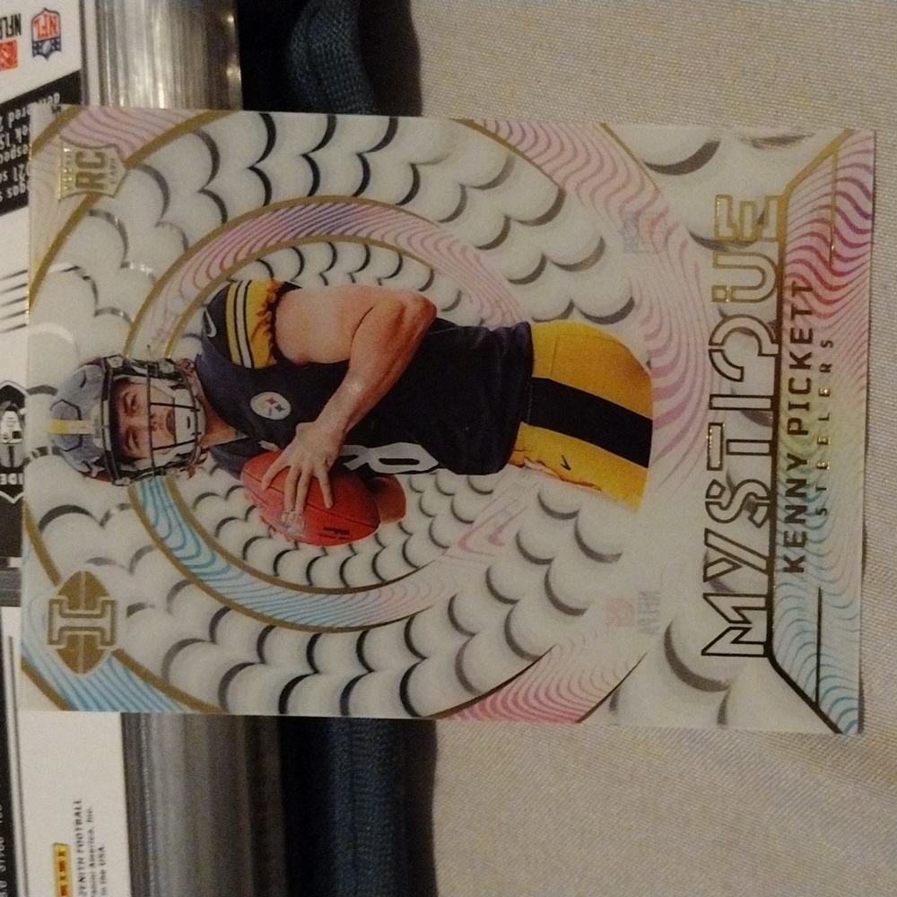 Kenny pickett ROOKIE MYSTIQUE 2022 panini illusions